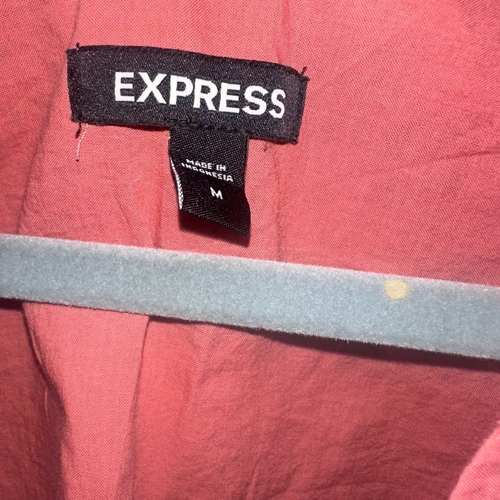 Express Top - Picture 3 of 4